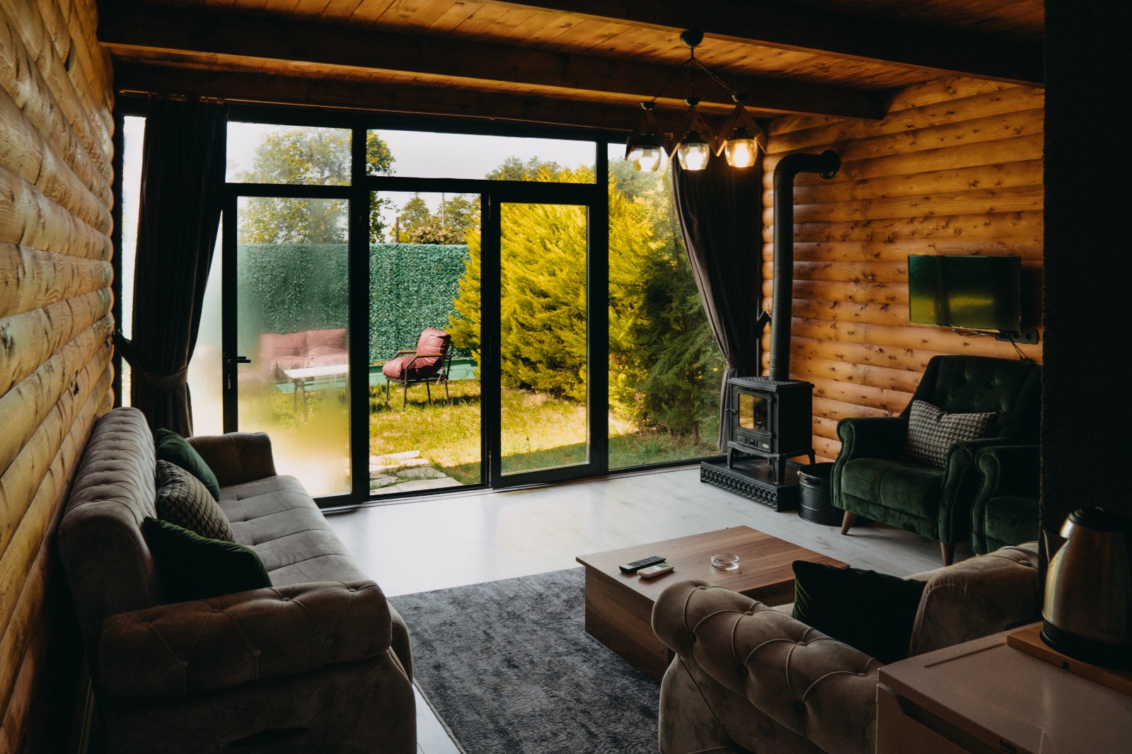Elevit bungalov